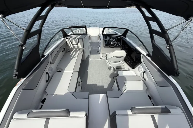 Slide: The Image of Yamaha AR220 2026 - 10