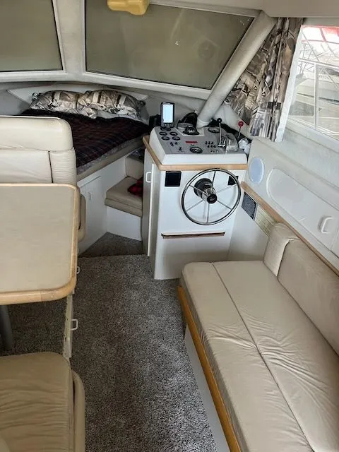 Slide: The Image of Carver Yachts 280 1997 - 13