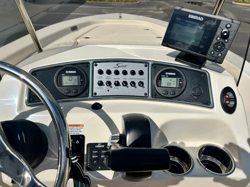 Slide: The Image of Scout 177 Sport 2024 - 12