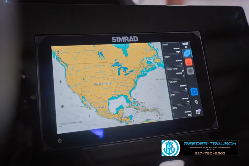 Slide: The Image of Simrad navigation display on 2026 Bennington 25 RSB boat, showing North America map. - 41