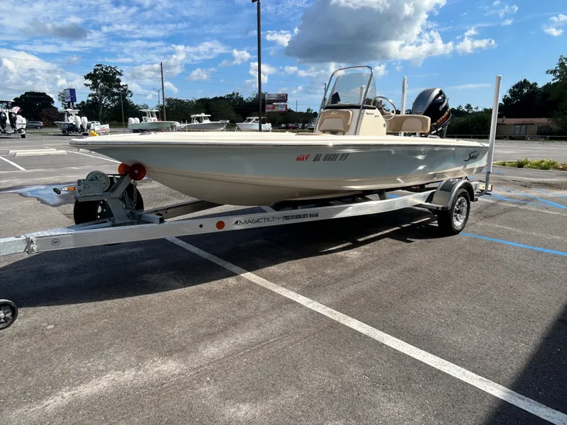 Slide: The Image of Scout 177 Sport 2024 - 7