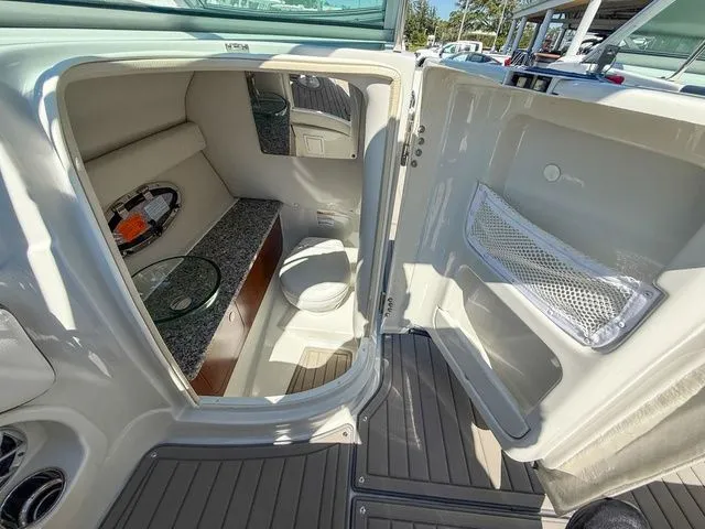 Slide: The Image of Crownline Boats 270 XSS 2026 - 24