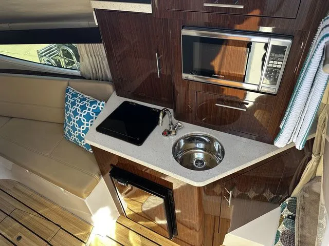 Slide: The Image of Regal 28 Express 2014 - 13