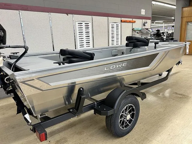 Slide: The Image of Lowe Skorpion SS 2026 - 8