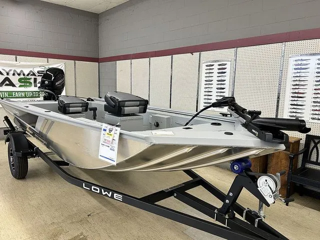 Slide: The Image of Lowe Skorpion SS 2026 - 9