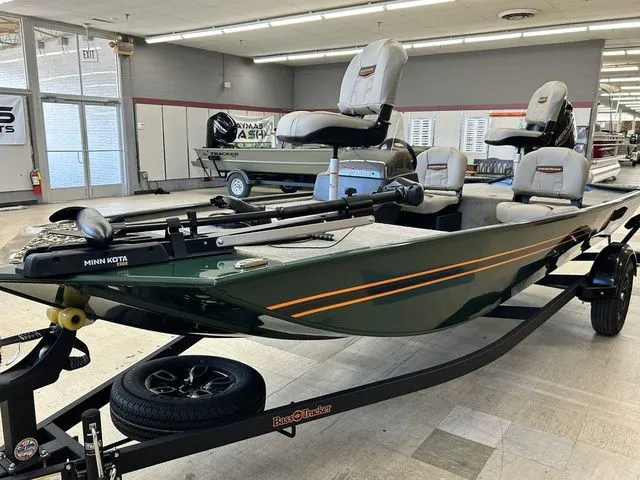 The Image of Tracker Bass Tracker Classic Limited 2026 - 1