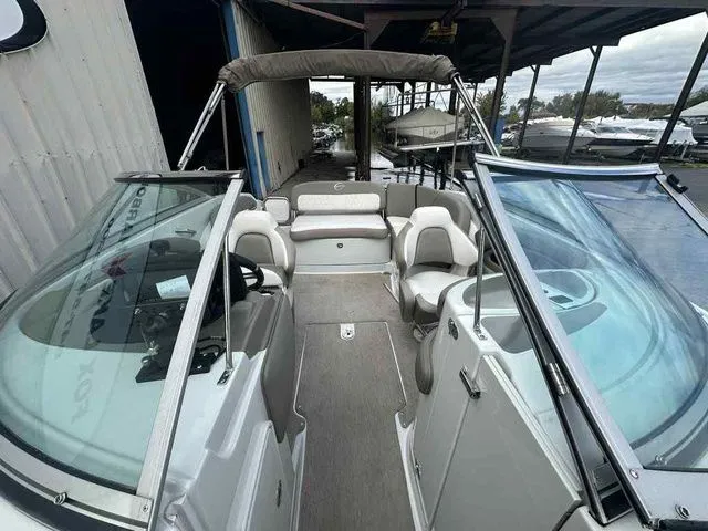 Slide: The Image of Crownline Boats Eclipse E2 2017 - 6