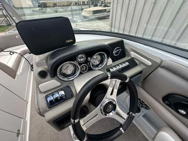 Slide: The Image of Crownline Boats Eclipse E2 2017 - 8