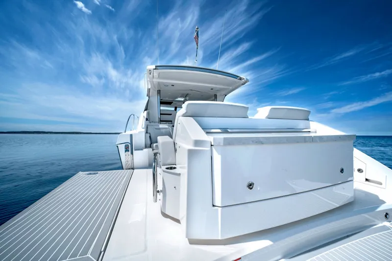 Slide: The Image of Tiara 43 LE 2026 - 9