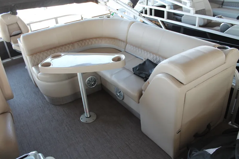 Slide: The Image of Ranger Boats 223FC 2019 - 7