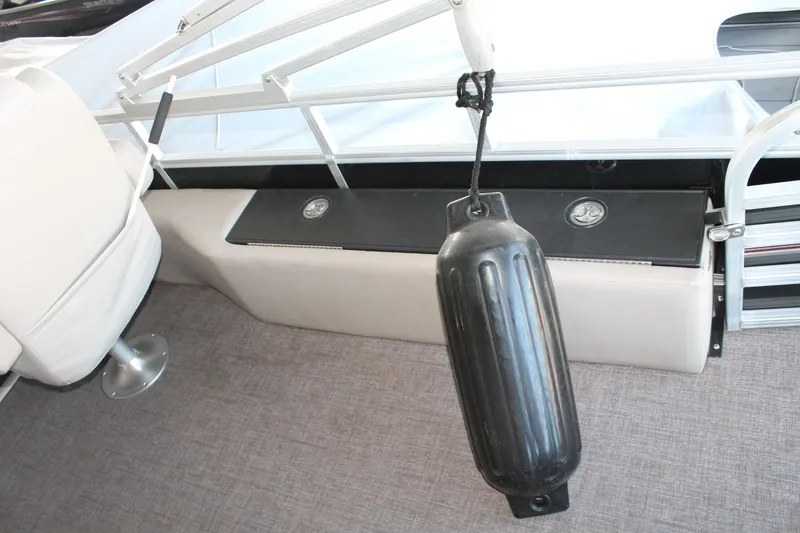 Slide: The Image of Ranger Boats 223FC 2019 - 9