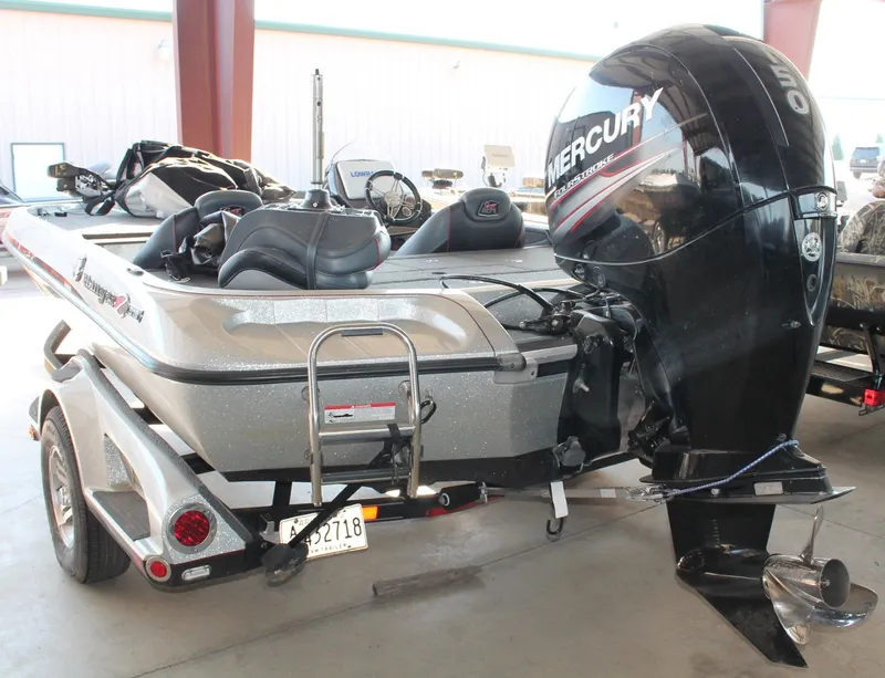 Slide: The Image of Ranger Z518 2018 - 3