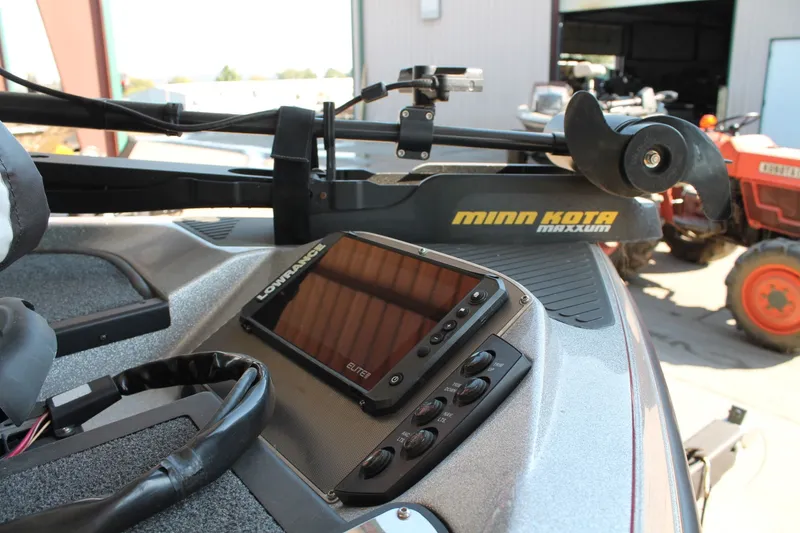 Slide: The Image of Ranger Z518 2018 - 5