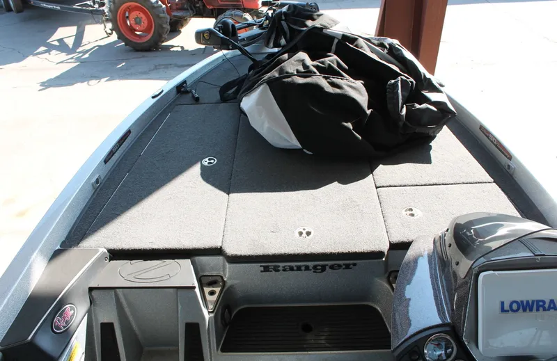 Slide: The Image of Ranger Z518 2018 - 7