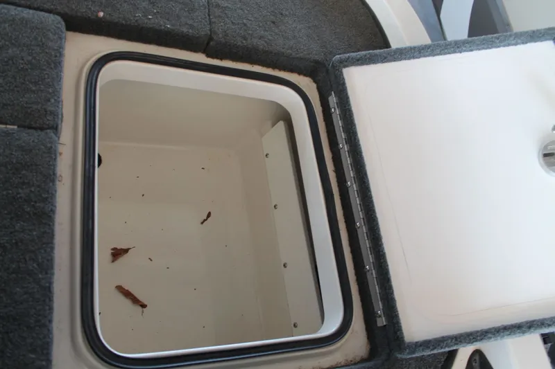 Slide: The Image of Ranger Z521 Comanche 2013 - 10