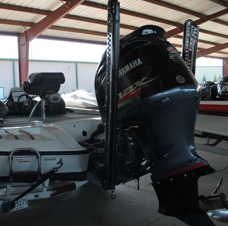 Slide: The Image of Ranger Z521 Comanche 2013 - 11