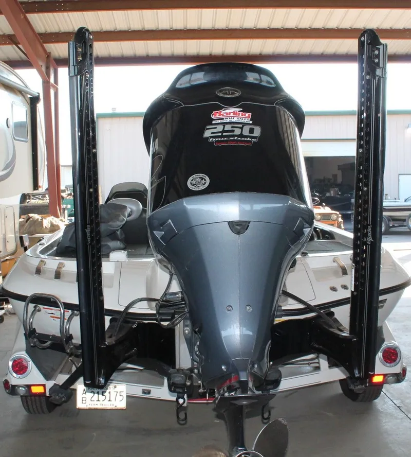 Slide: The Image of Ranger Z521 Comanche 2013 - 12