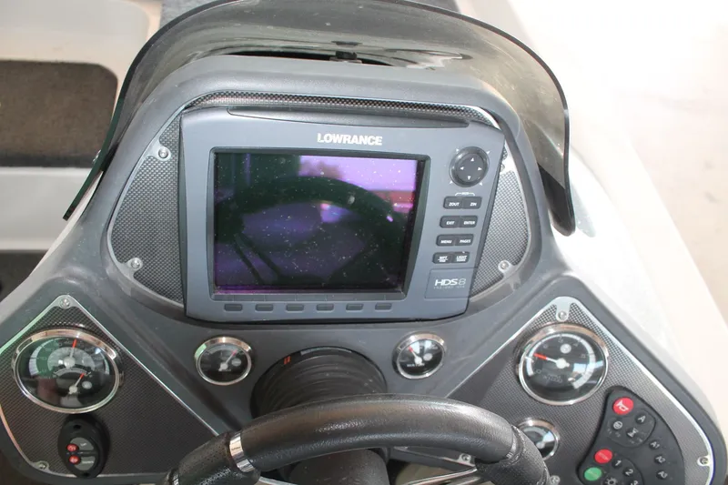 Slide: The Image of Ranger Z521 Comanche 2013 - 24