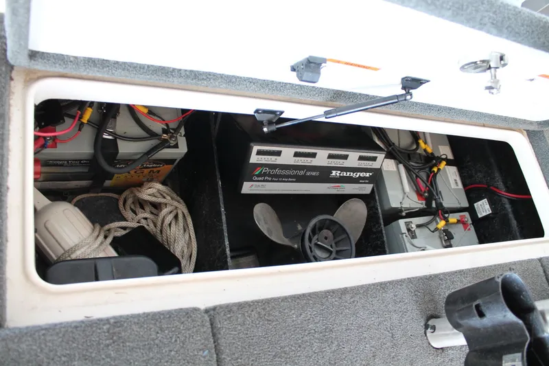 Slide: The Image of Ranger Z521 Comanche 2013 - 28