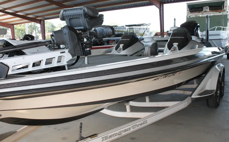 Slide: The Image of Ranger Z521 Comanche 2013 - 3