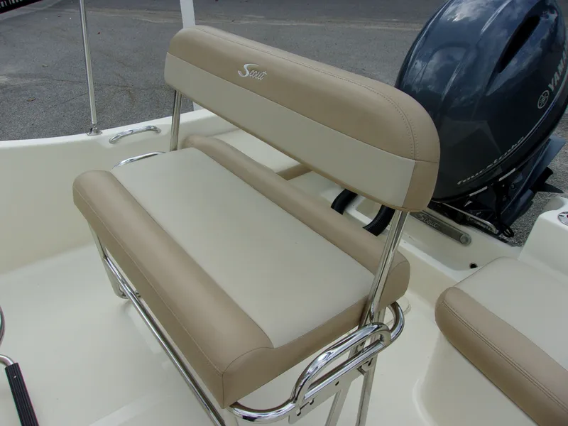 Slide: The Image of Scout 175 Sportfish 2022 - 10