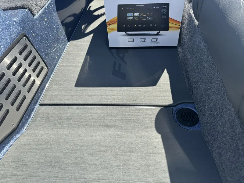 Slide: The Image of Falcon F20 PREDATOR 2026 - 21