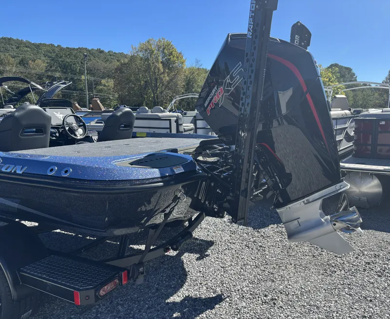 Slide: The Image of Falcon Boats F20 PREDATOR 2026 - 14