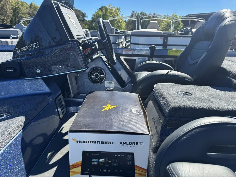 Slide: The Image of Falcon Boats F20 PREDATOR 2026 - 20