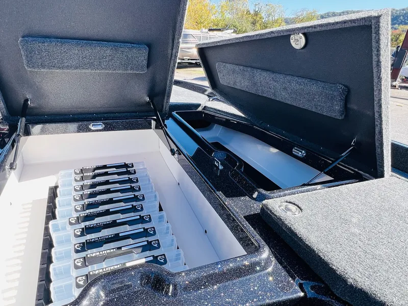 Slide: The Image of Skeeter ZXE20 2026 - 17