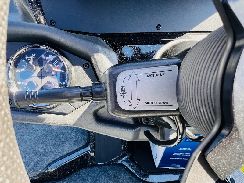 Slide: The Image of Skeeter ZXE20 2026 - 23