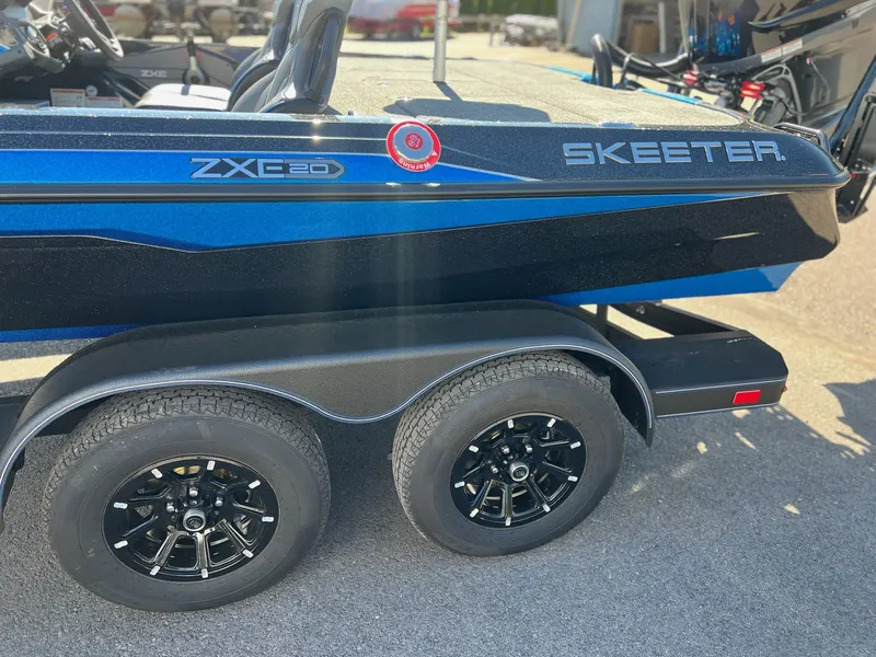 Slide: The Image of Skeeter ZXE20 2026 - 35