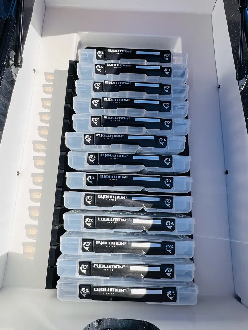 Slide: The Image of Skeeter ZXE20 2026 - 41