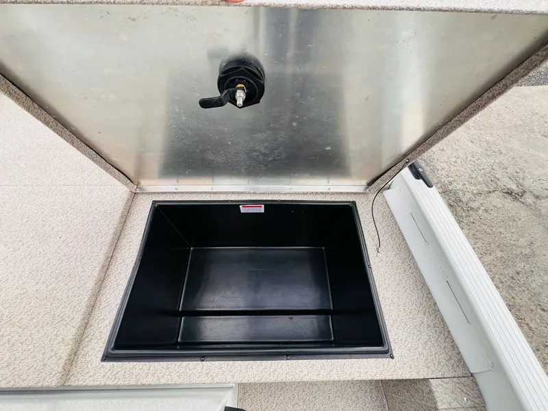 Slide: The Image of G3 1860 CCJ DLX 2010 - 18