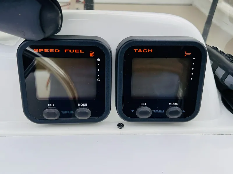 Slide: The Image of G3 1860 CCJ DLX 2010 - 26