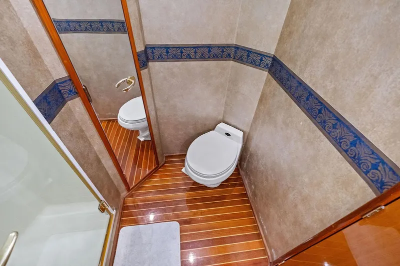 Slide: The Image of Viking 61 2001 - 23