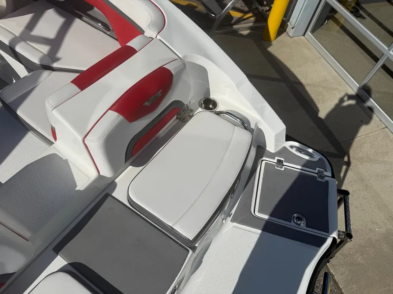 Slide: The Image of Chaparral Vortex 203 VRX 2015 - 9