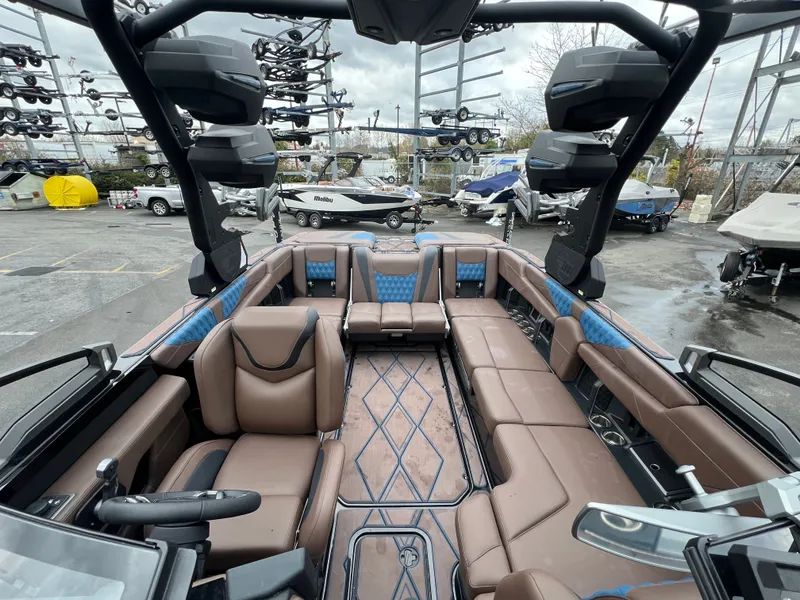 Slide: The Image of Malibu M242 2026 - 18