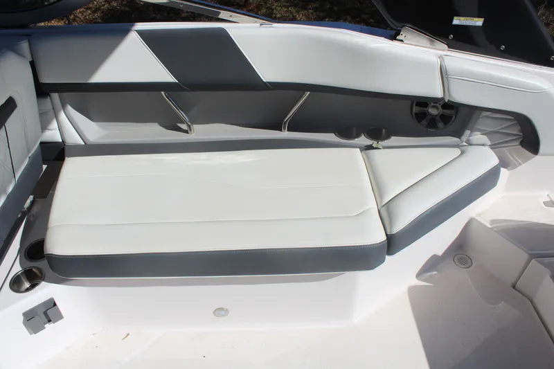 Slide: The Image of Regal 26 OBX 2019 - 14