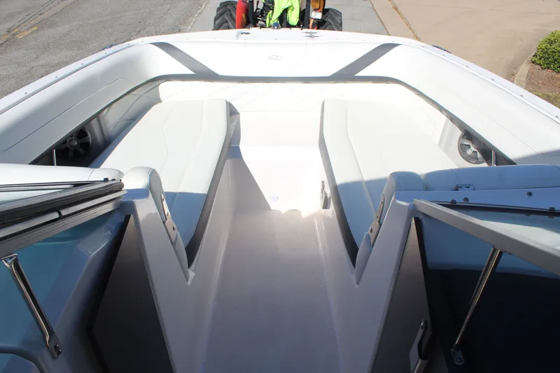 Slide: The Image of Regal 26 OBX 2019 - 16