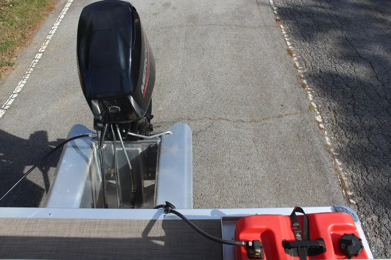 Slide: The Image of Tracker BASS Buggy 16 XL 2023 - 16