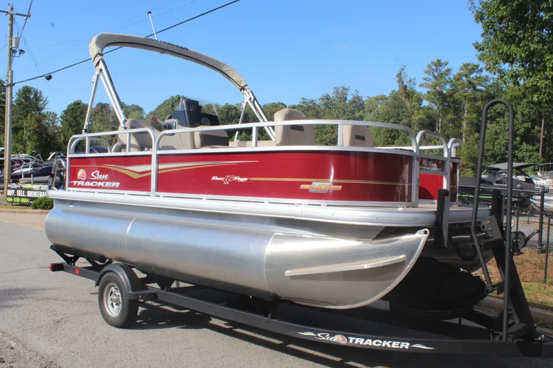 Slide: The Image of Tracker BASS Buggy 16 XL 2023 - 6