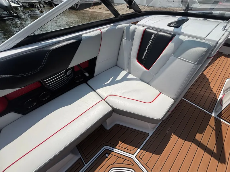 Slide: The Image of Nautique Super Air Nautique G25 2013 - 498