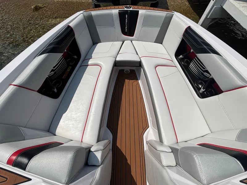 Slide: The Image of Nautique Super Air Nautique G25 2013 - 507