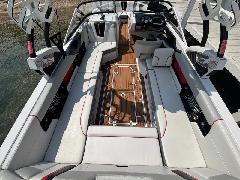 Slide: The Image of Nautique Super Air Nautique G25 2013 - 622