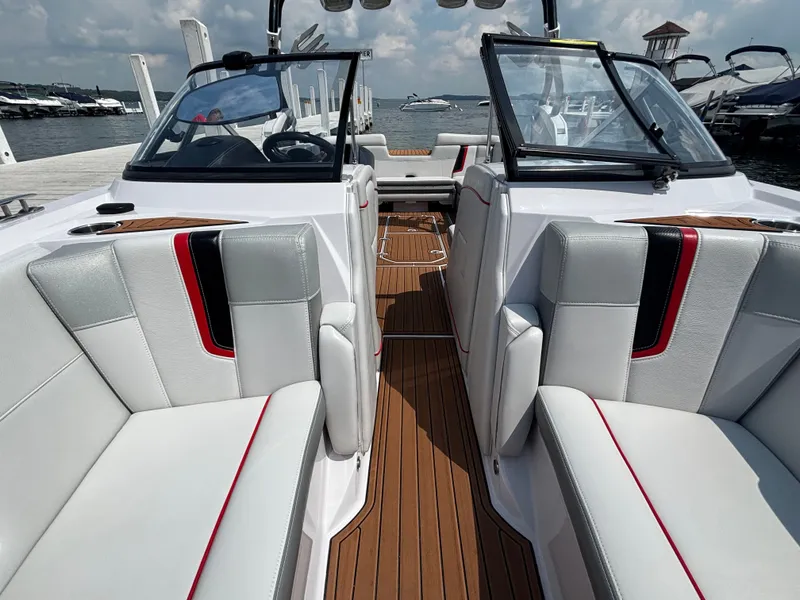 Slide: The Image of Nautique Super Air Nautique G25 2013 - 438
