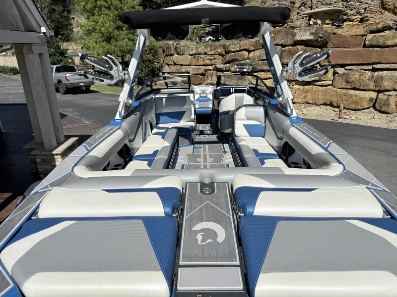 Slide: The Image of Centurion Ri265 2023 - 19