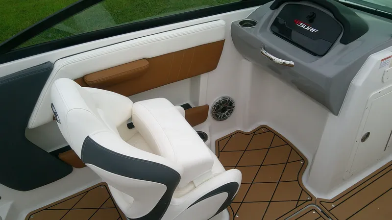 Slide: The Image of Chaparral GTS 1 2026 - 10