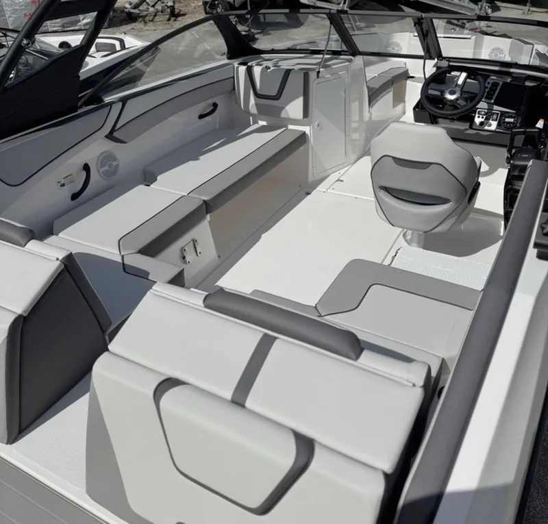 Slide: The Image of Yamaha AR220 2026 - 10