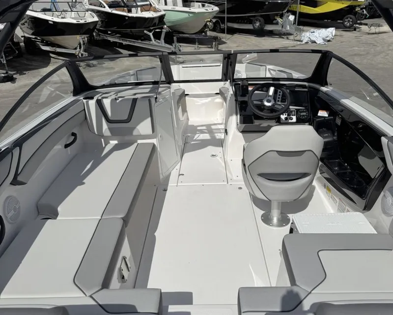 Slide: The Image of Yamaha AR220 2026 - 11