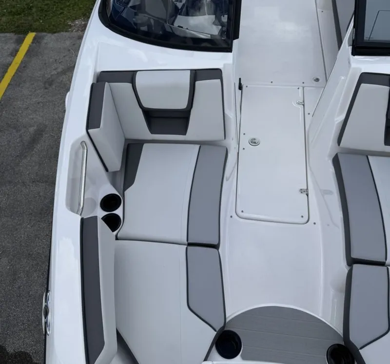 Slide: The Image of Yamaha AR220 2026 - 23